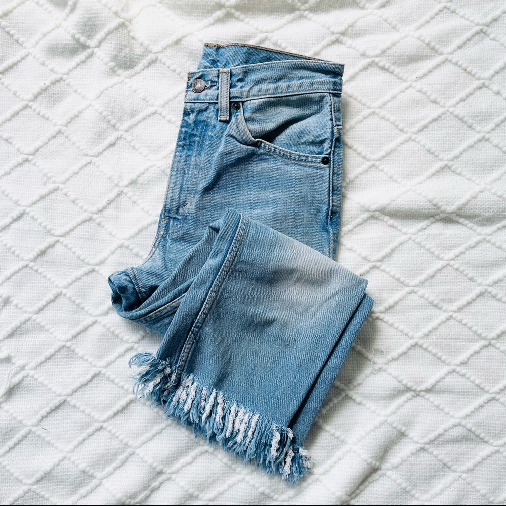 Levi’s Vintage Style 517 High Rise Kick Flare Crop Fray Hem Jeans